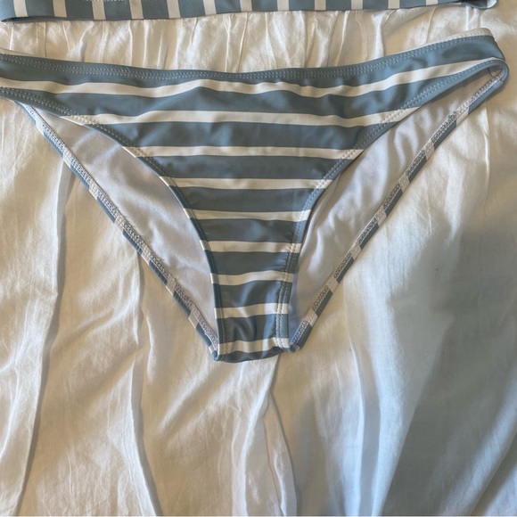 Triangle Striped Bikini Set - Picture 2 of 4